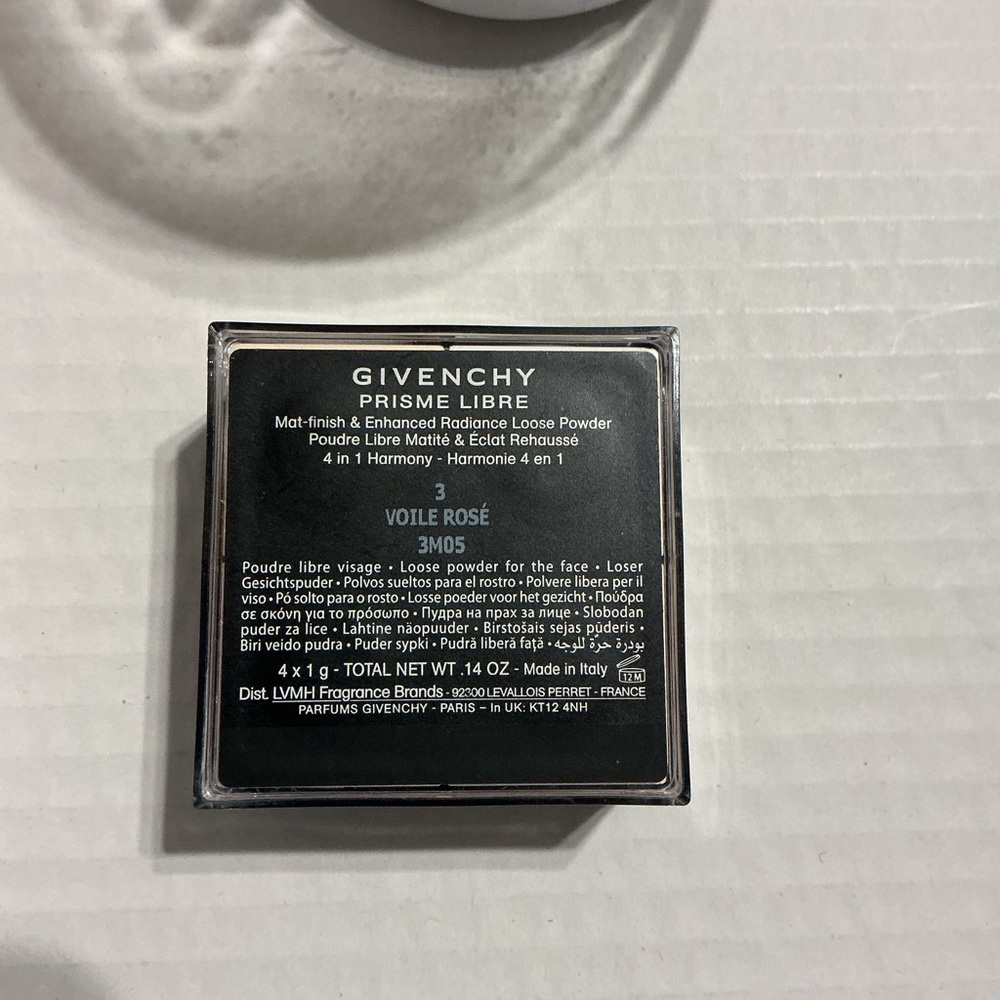 Givenchy Prisme Libre in Voile Rosé #3